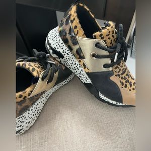 Steve Madden sneakers